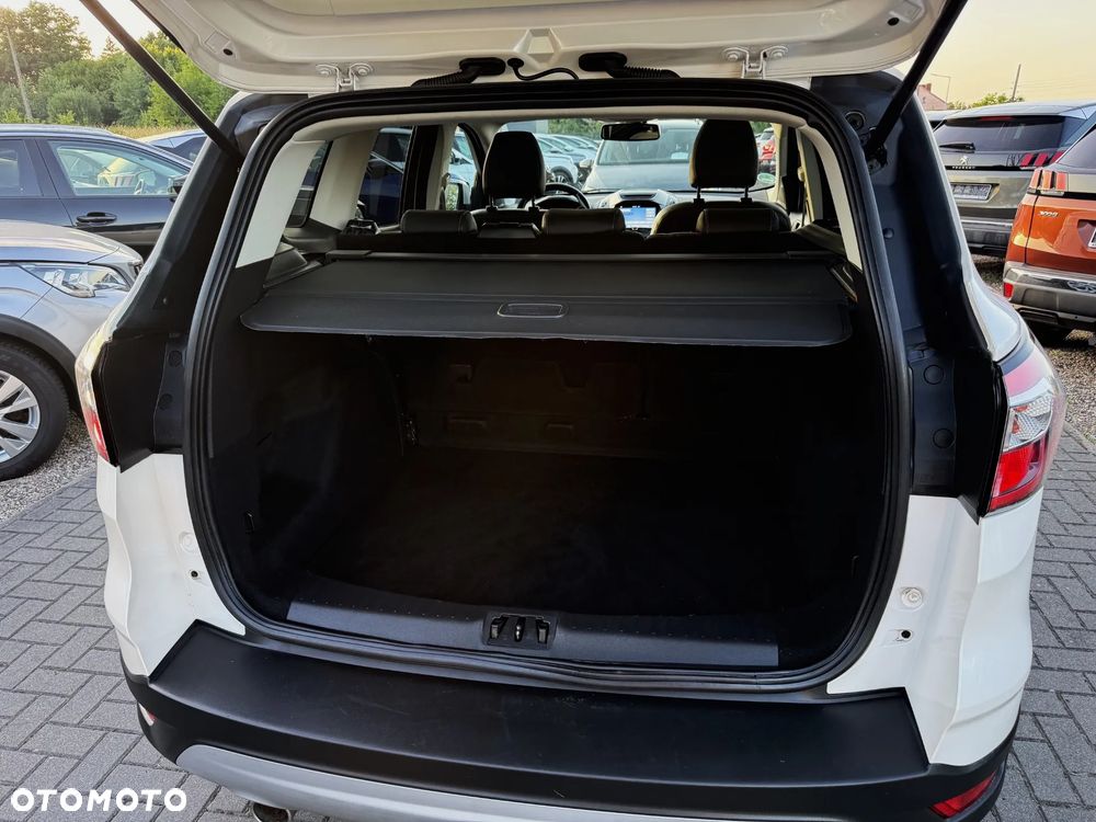 Ford Kuga 2.0 TDCi 4x2 Titanium - 10