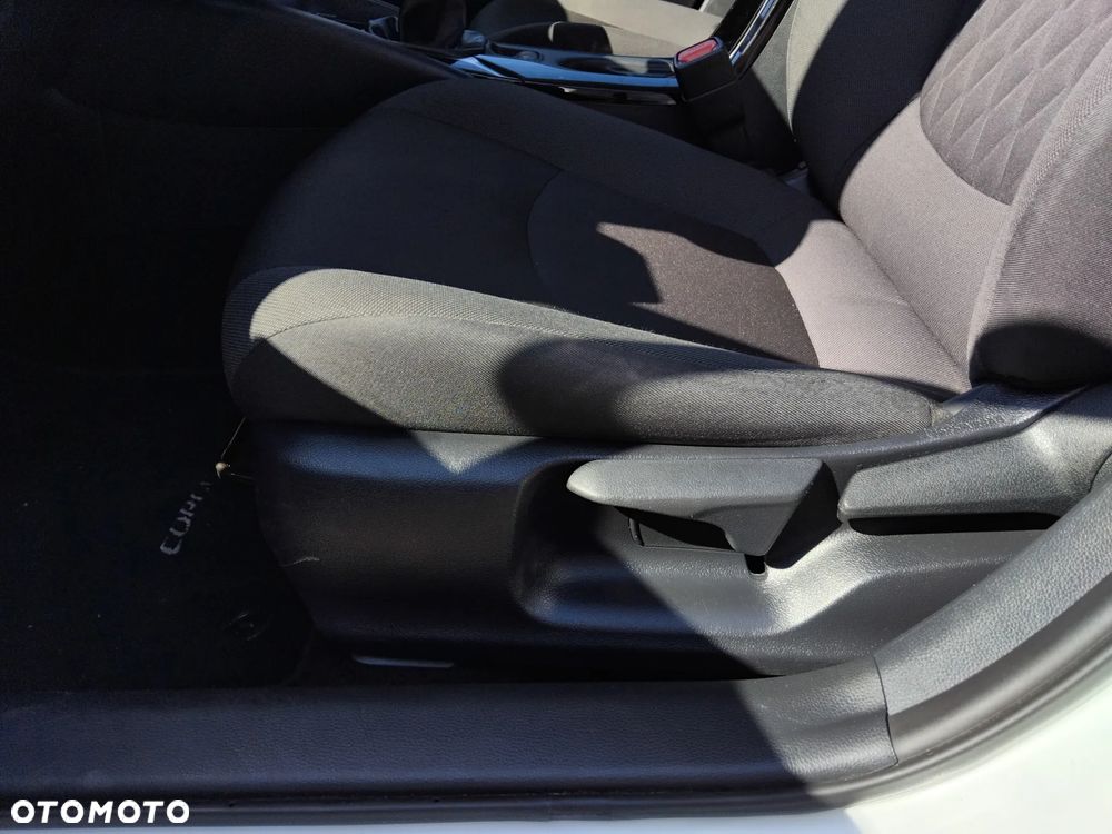 Toyota Corolla 1.5 Comfort - 22