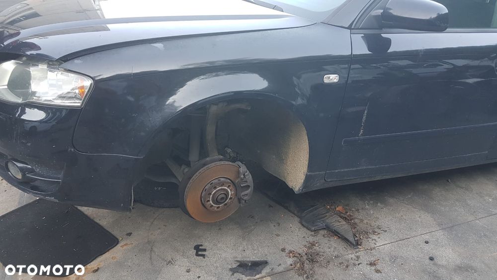 AUDI A4 B7 LY9B ZDERZAK PRZOD KOMPLETNY - 11