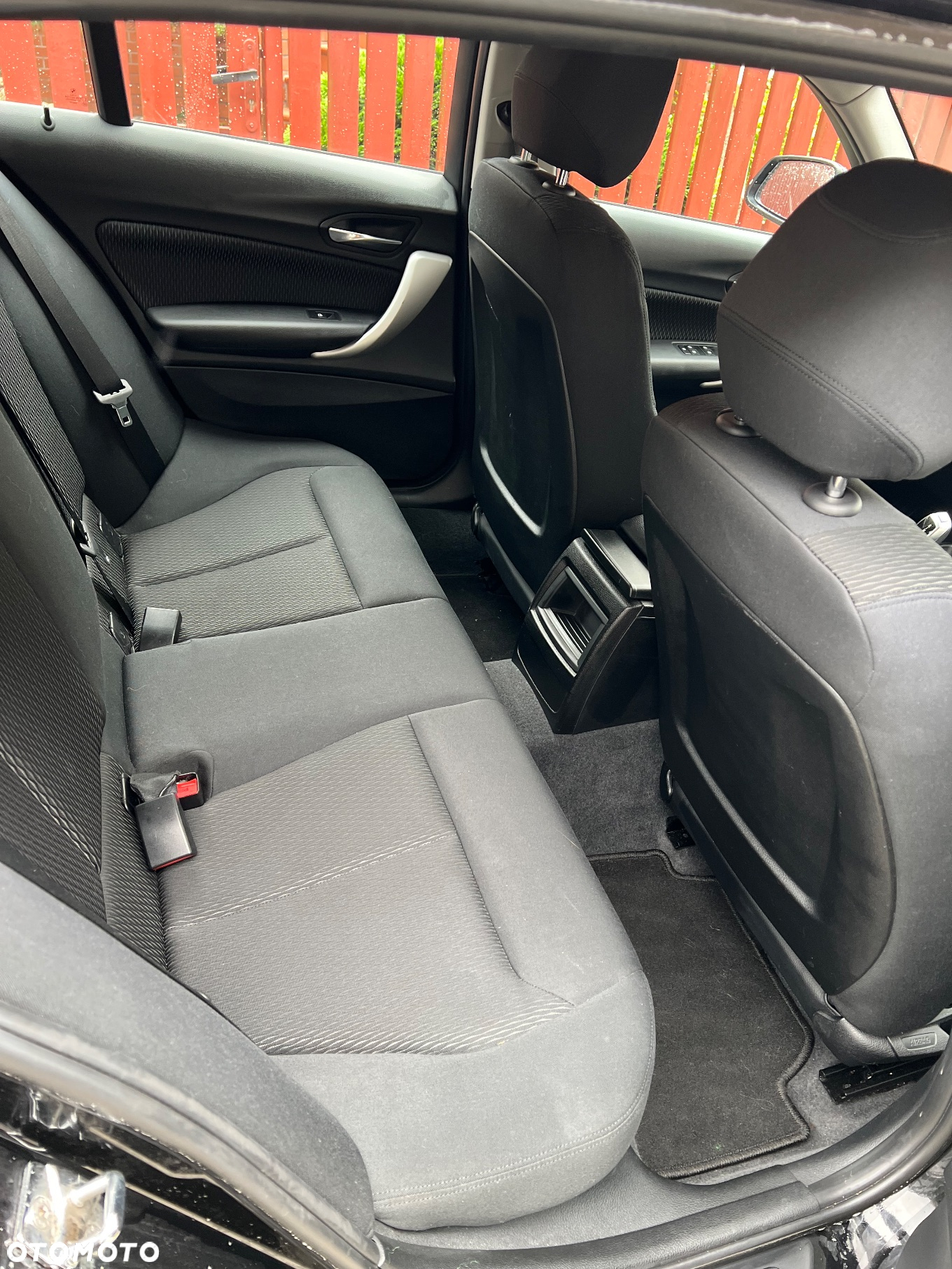 BMW Seria 1 116d - 14