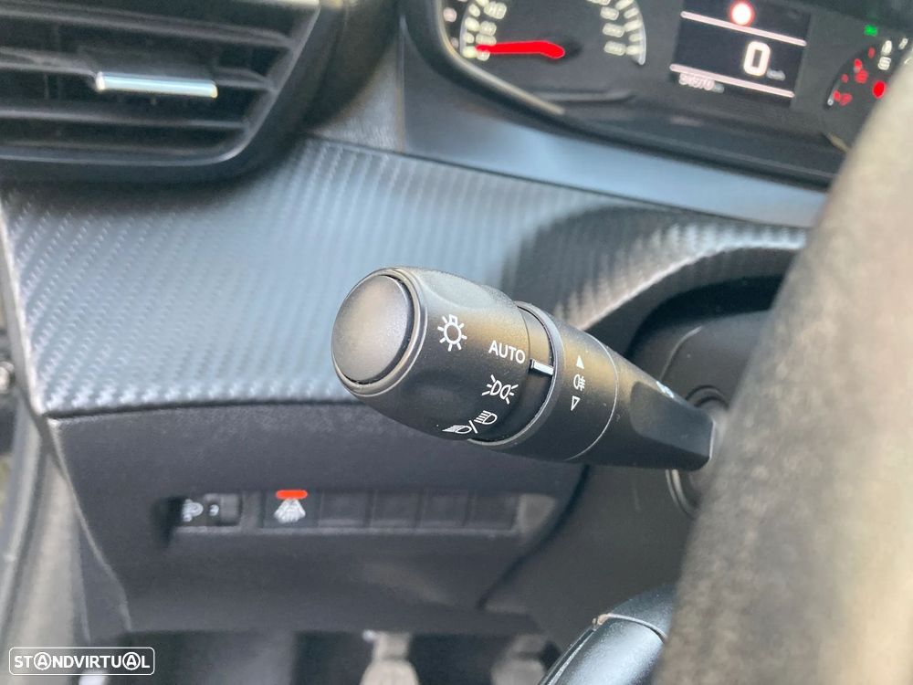 Peugeot 208 1.2 PureTech Allure Pack - 17
