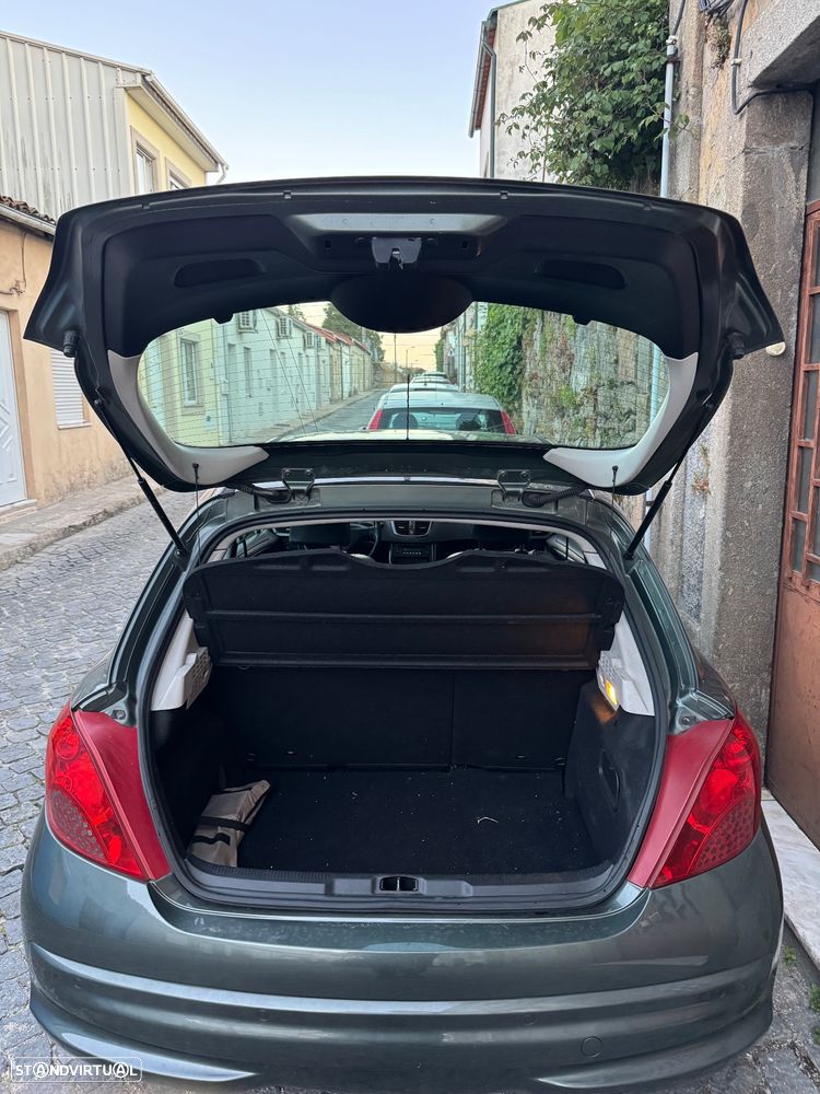 Peugeot 207 1.6 HDi Sport - 9