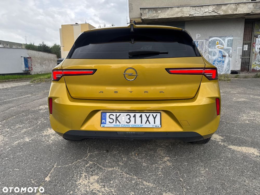 Opel Astra 1.2 T Edition S&S - 12