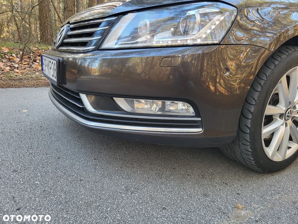 Volkswagen Passat 2.0 TDI Highline DSG - 25