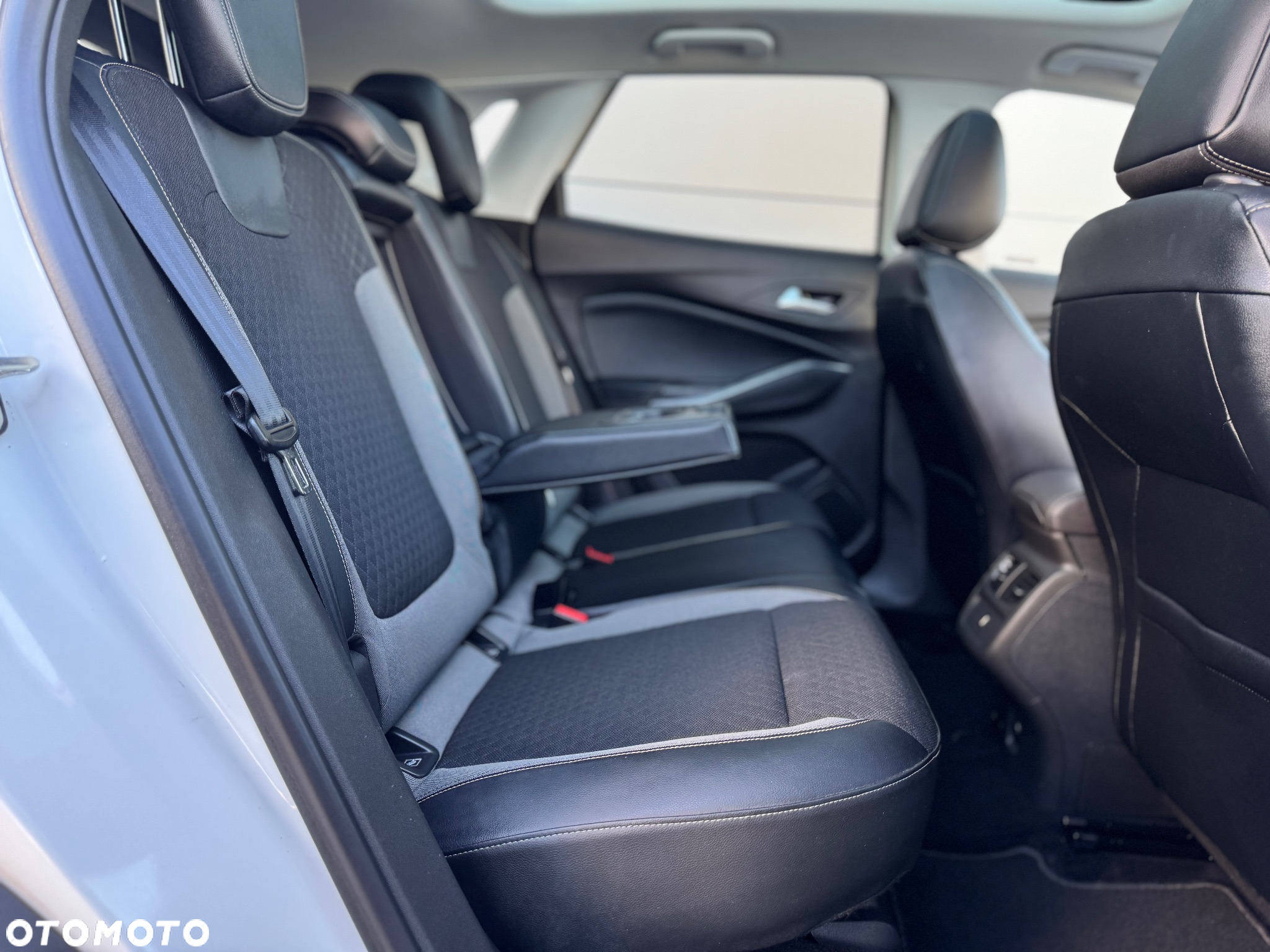 Opel Grandland X 1.6 CDTI Ultimate S&S - 33