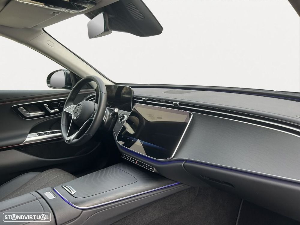Mercedes-Benz E 300 - 13