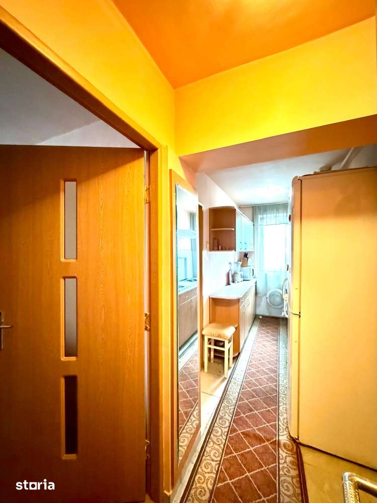 Apartament 2 camere 40 mp decomandat zona Kaufland bloc din caramida — fotografia 3