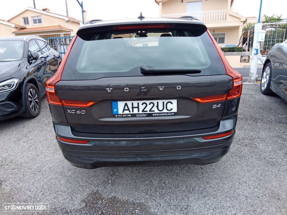 Volvo XC 60 2.0 B4 Inscription Geartronic - 9