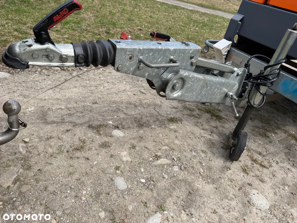 Atlas Copco QAS 40 KW Agregat prądotwórczy Przyczepa do rejestracji. inwerterowy wyciszony! 2018r. 5500mtg. JAK NOWY z Norwegii. Mocny silnik Turbo Kubota 4 cylindry 100km! Dekra aktualna. Opony zero zużycia. Zadbany Agregat. Odpala na Dotyk. Bogata Wersja! Prądnica Najlepsza PARTNER LEROY SOMER. - 25