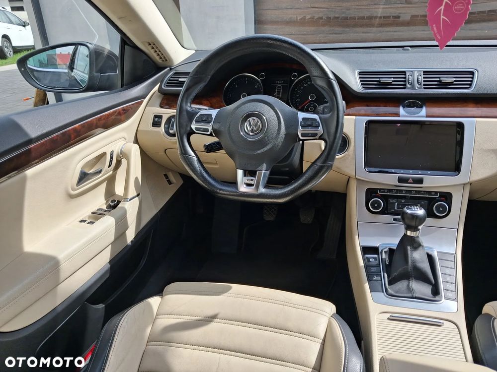 Volkswagen Passat CC 2.0 TDI - 16