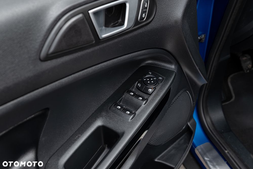 Ford EcoSport 1.5 EcoBlue ST-LINE - 18