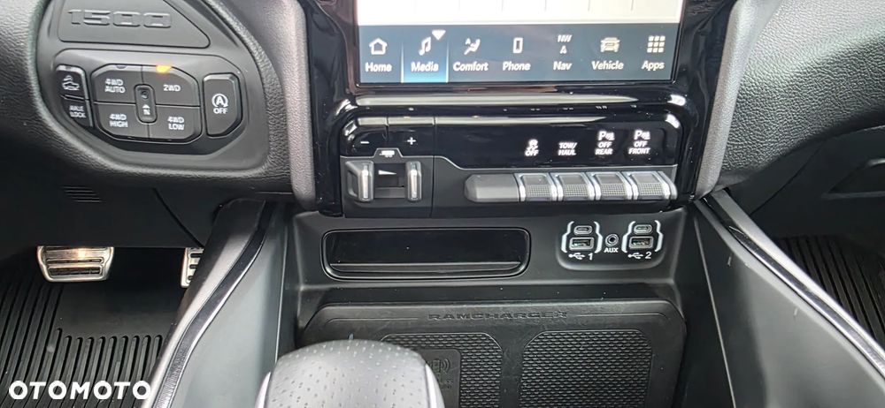 Dodge RAM 5.7 4x4 - 20