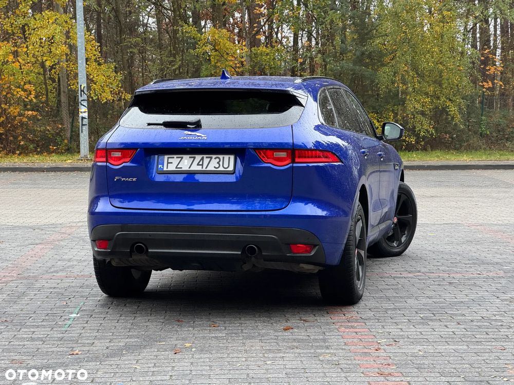Jaguar F-Pace 2.0 i4P AWD R-Sport - 15
