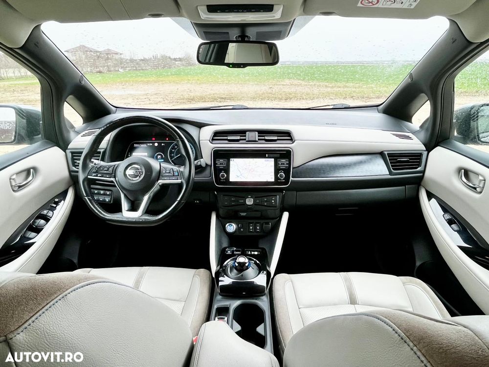 Nissan LEAF 40 kWh Tekna - 3