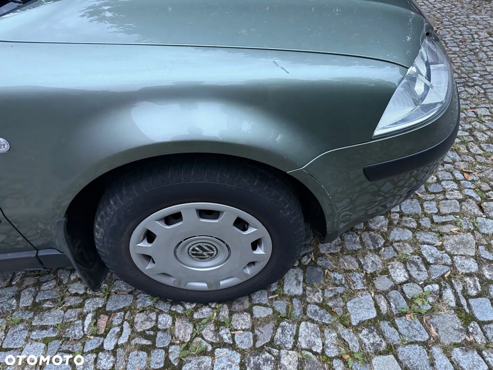 Volkswagen Passat 1.6 Basis - 17