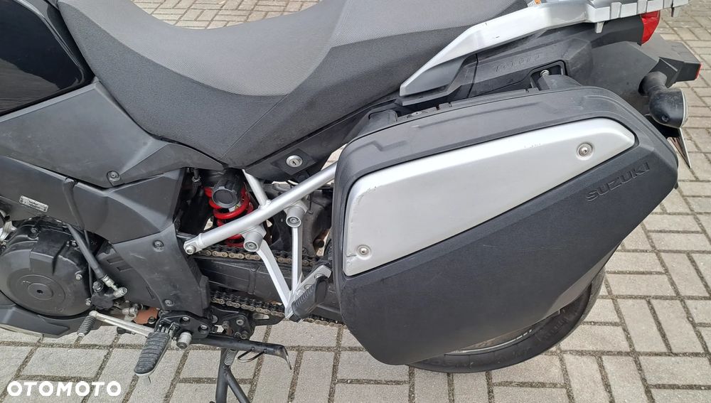 Suzuki V-STROM - 9