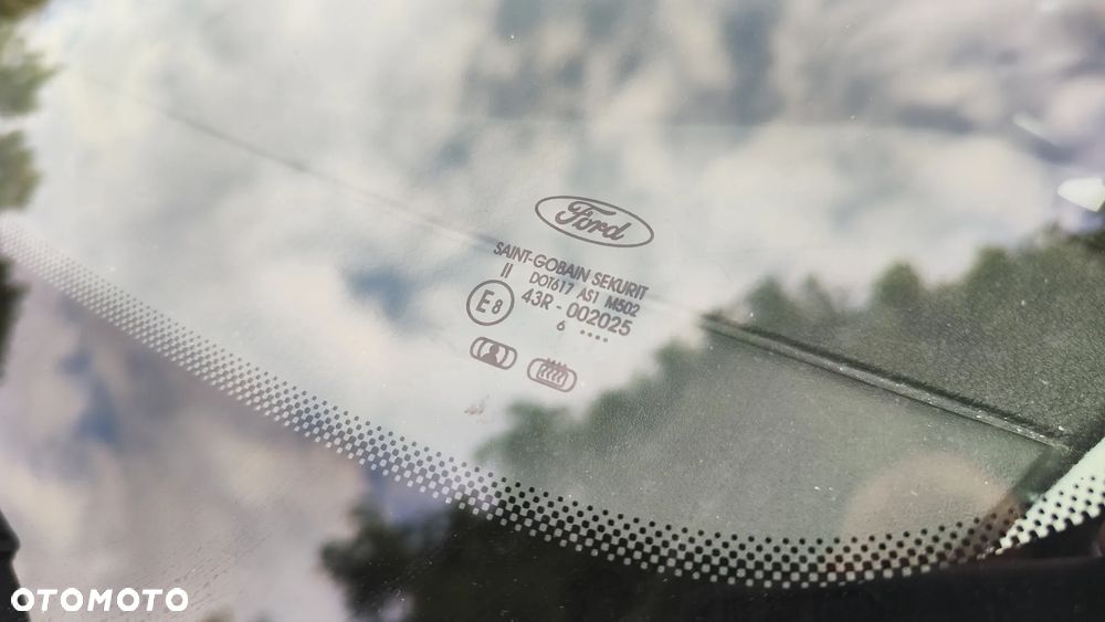 Ford Mondeo 1.8 Trend - 35