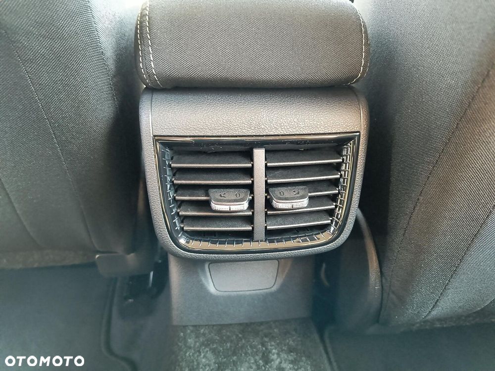 Skoda Fabia 1.0 TSI Drive DSG - 36