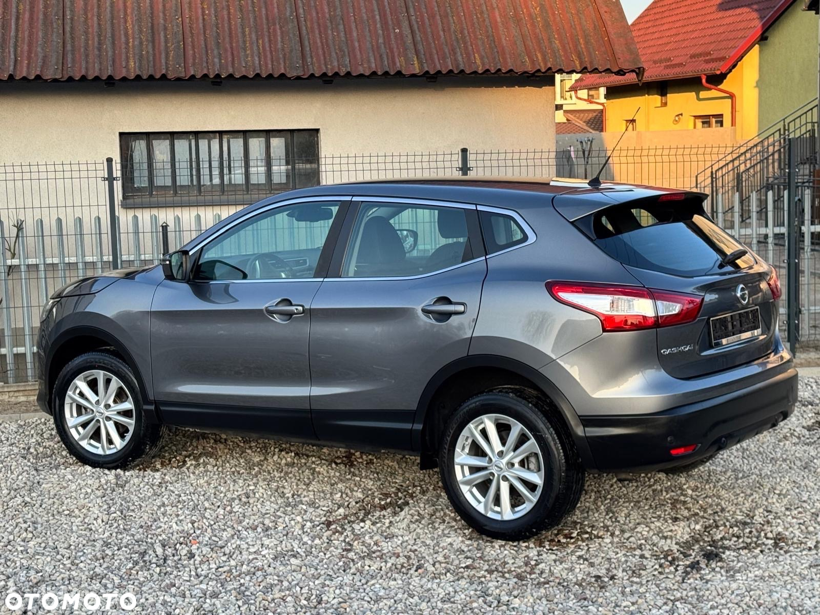 Nissan Qashqai 1.2 DIG-T Tekna Xtronic EU6 - 24