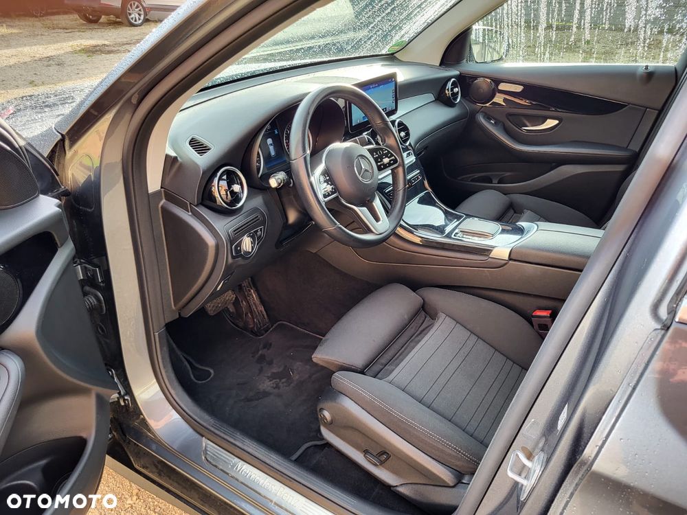 Mercedes-Benz GLC 220 d 4Matic 9G-TRONIC Exclusive - 21