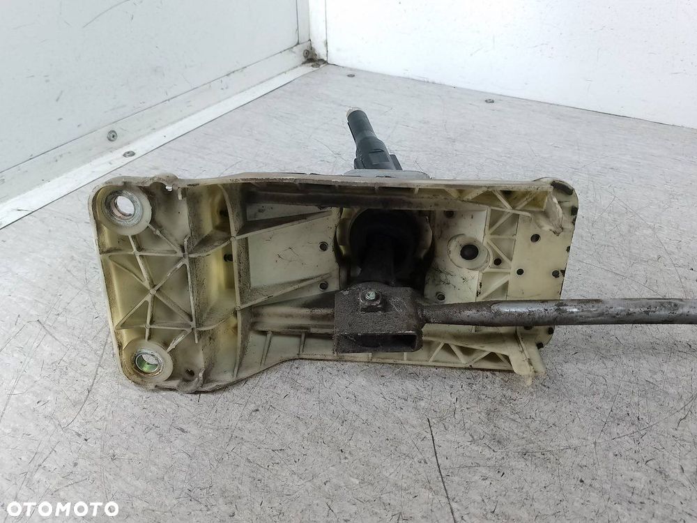 LEWAREK ZMIANY BIEGÓW VW GOLF IV 1J0711149 1.4 16V - 2