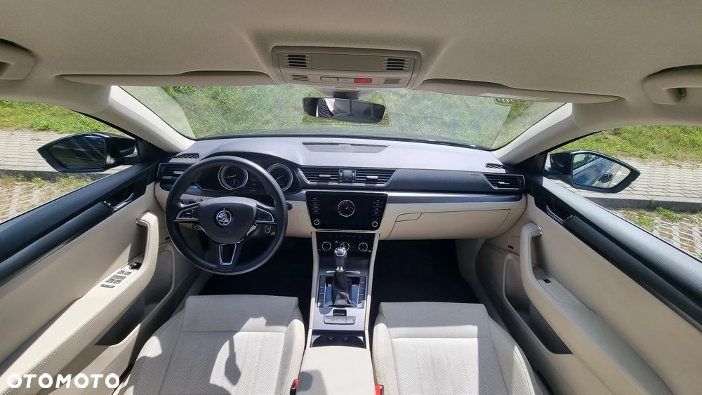 Skoda Superb 2.0 TSI Style DSG - 12