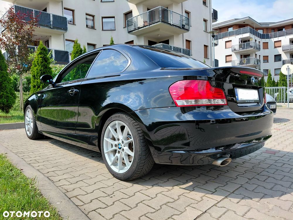 BMW Seria 1 120d Edition Exclusive - 4