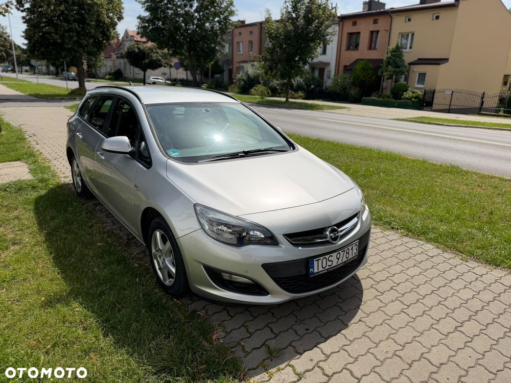 Opel Astra 1.4 Turbo - 4