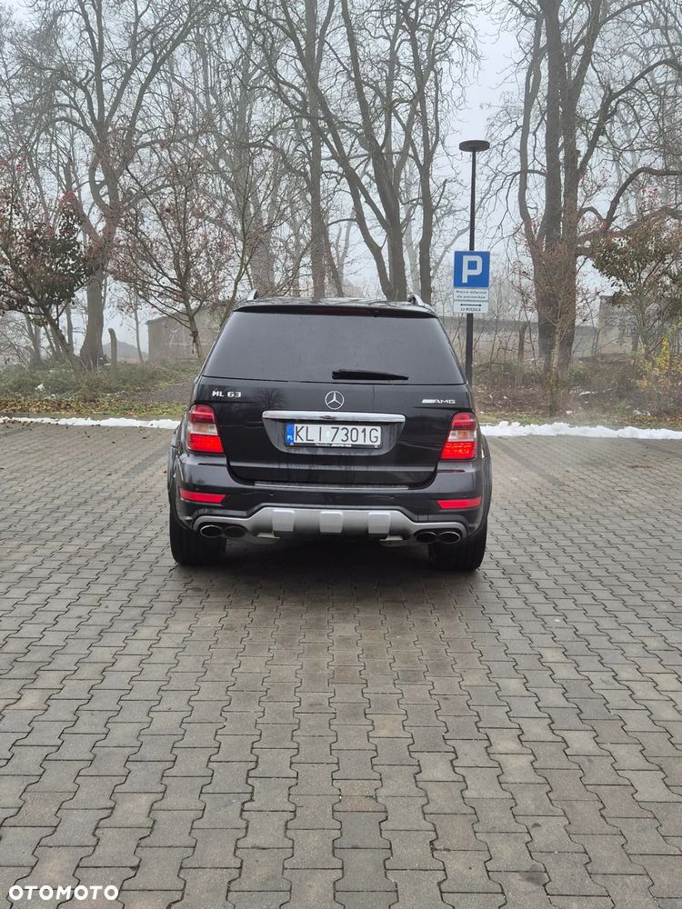 Mercedes-Benz ML 63 AMG 4-Matic - 7