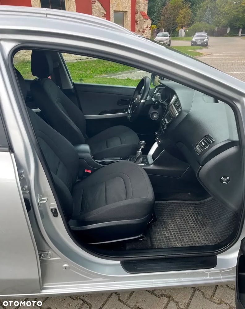 Kia Ceed Cee'd 1.4 CRDi S - 18