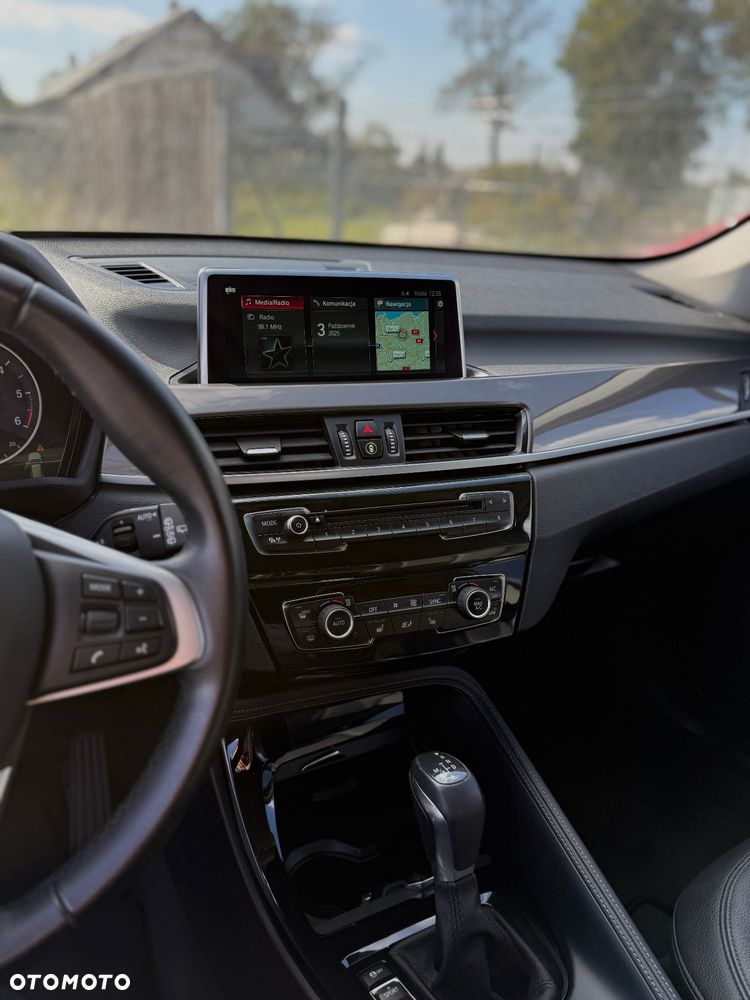 BMW X1 sDrive20d Sport Line - 16