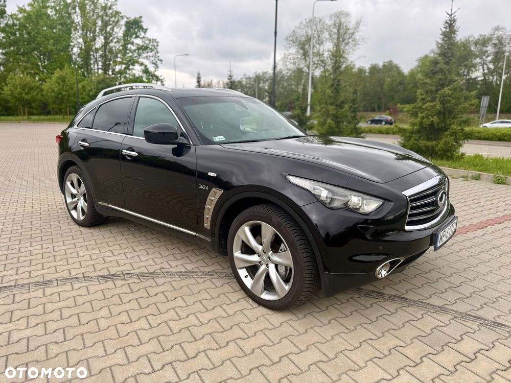 Infiniti Q70 3.0d S Premium - 10