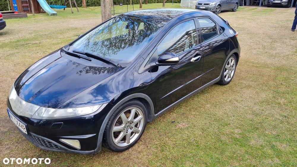 Honda Civic 1.8 Executive - 3