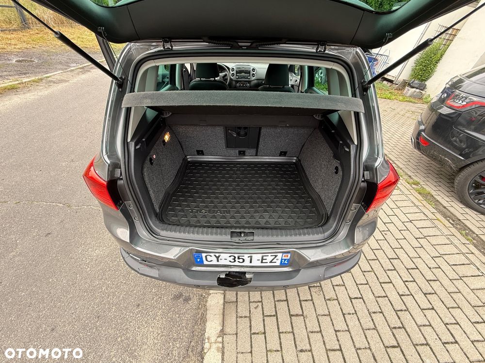 Volkswagen Tiguan 1.4 TSI Perfectline - 11