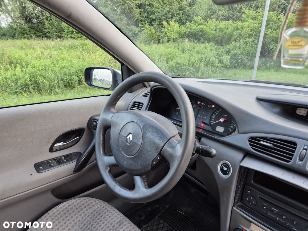 Renault Laguna - 7