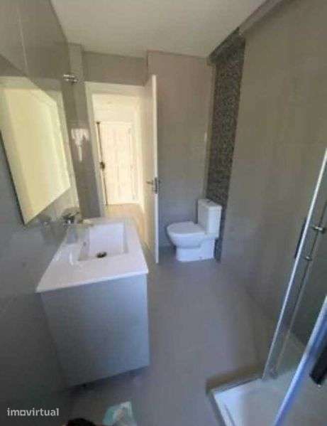 Apartamento T2 Arrendamento - Amadora - Grande imagem: 4/8