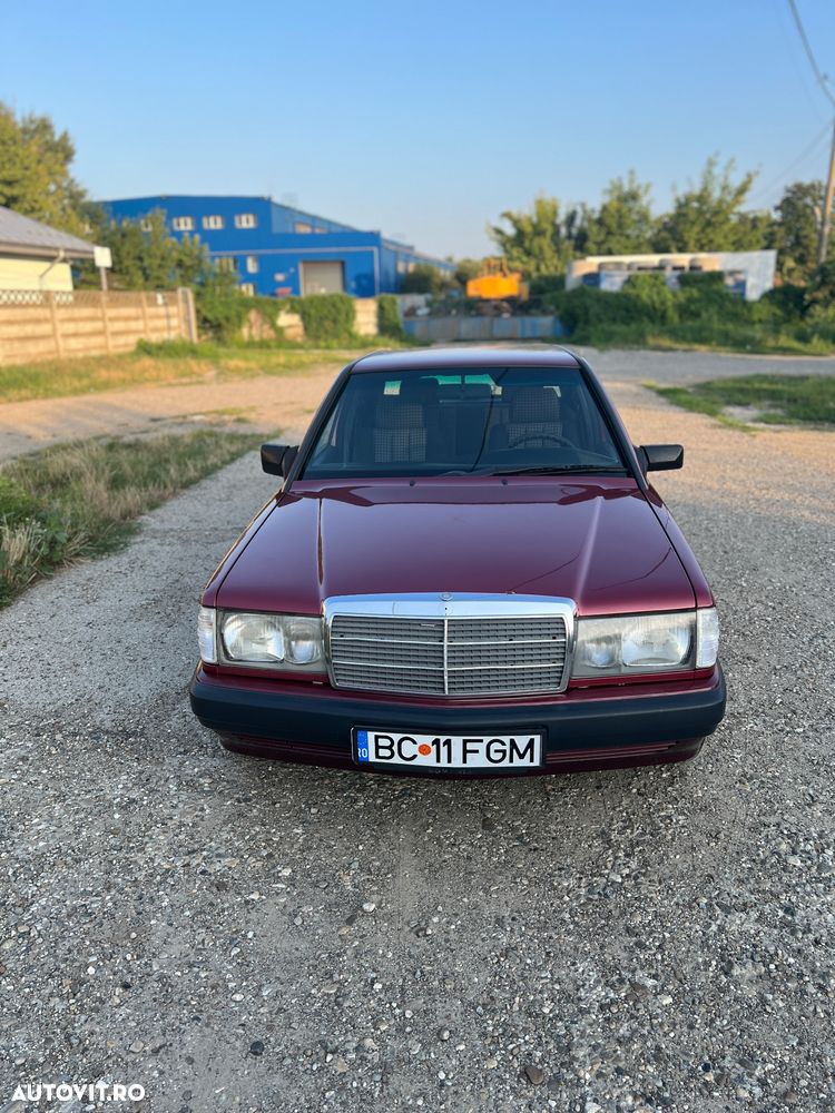 Mercedes-Benz 190 - 6