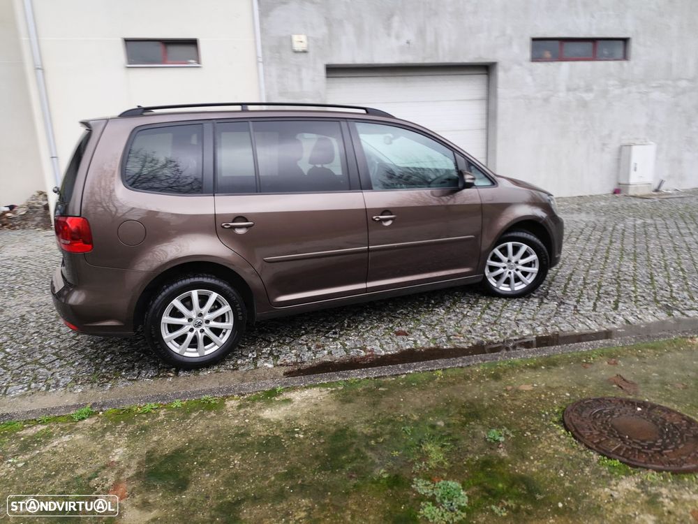 VW Touran 1.6 TDI DPF BlueMotion Highline - 10