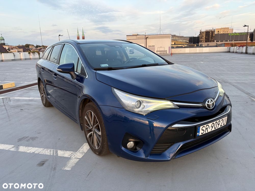 Toyota Avensis 2.0 Prestige MS - 31