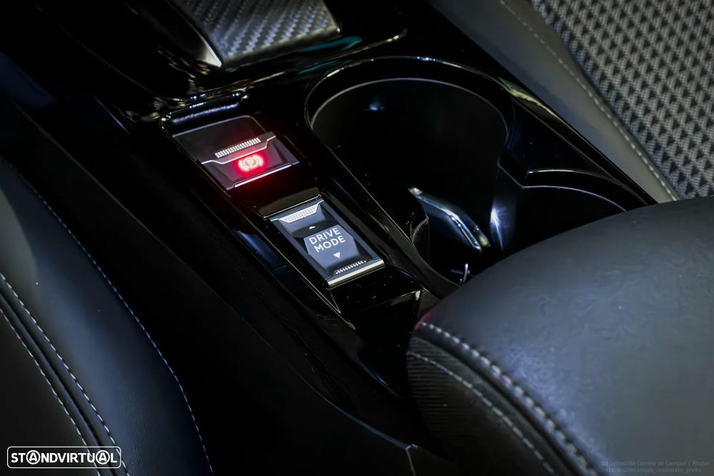 Peugeot e-2008 GT - 19
