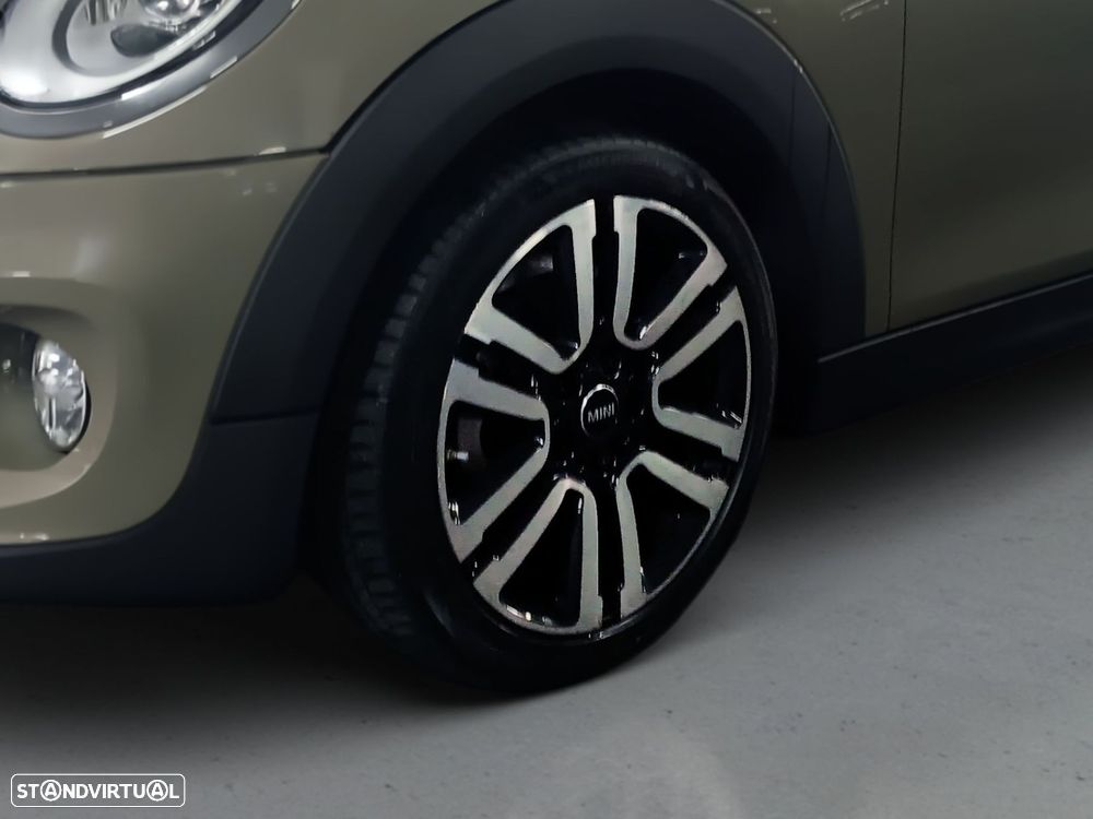 MINI 5 Portas Cooper D - 10