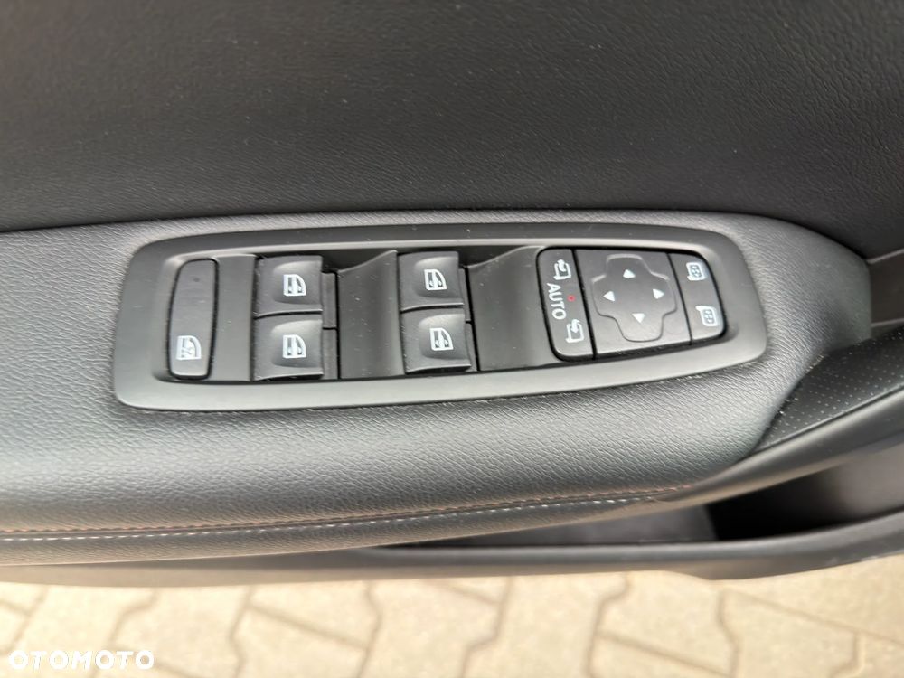 Renault Megane BLUE dCi 115 EDC Deluxe-Paket LIMITED - 17