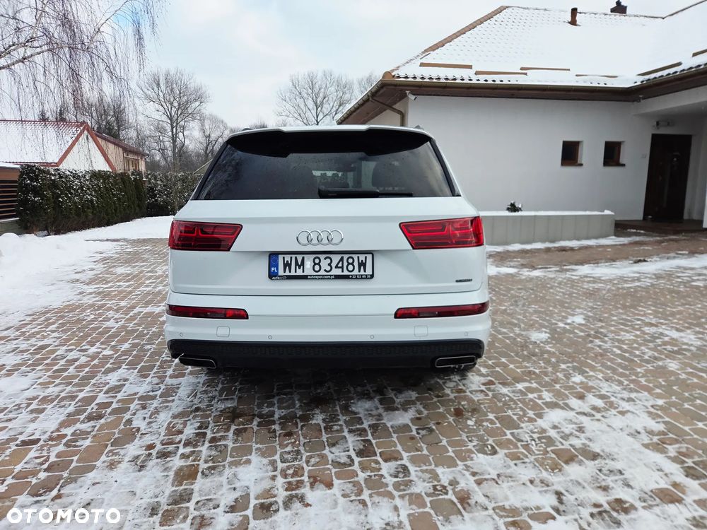 Audi Q7 - 4