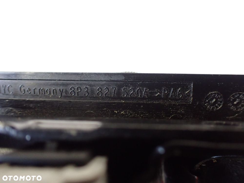 ZAMEK KLAPY BAGAŻNIKA AUDI A3 8P  8P3827520A - 4