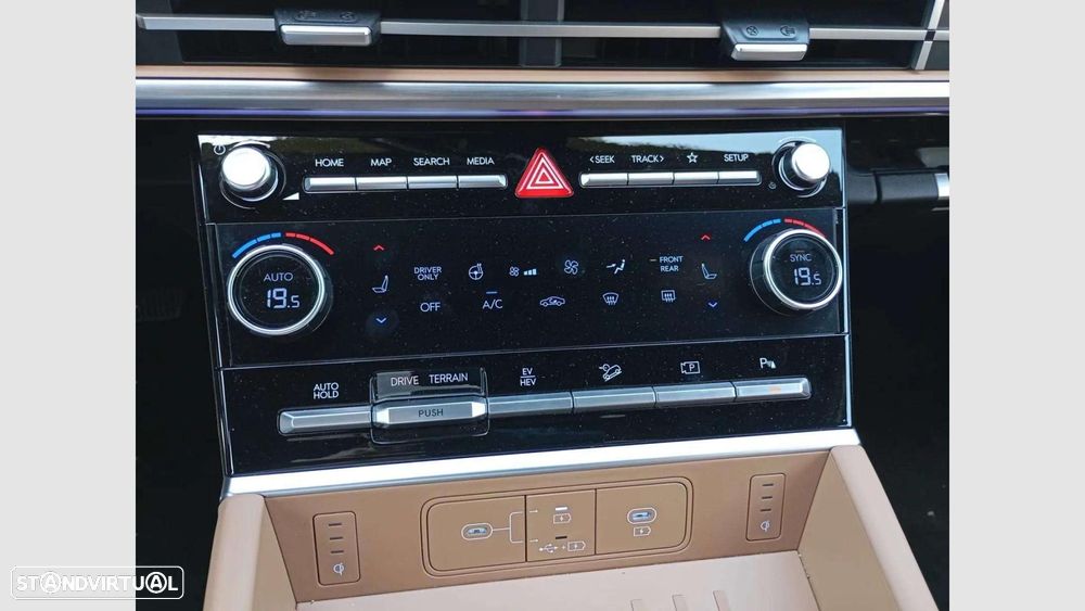 Hyundai Santa Fe - 30