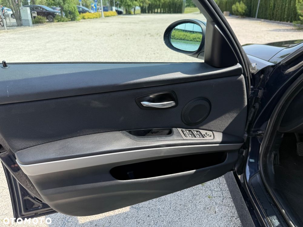 BMW Seria 3 - 10