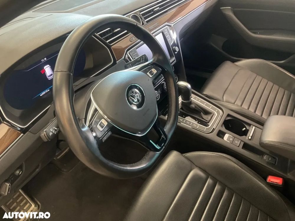 Volkswagen Passat Alltrack 2.0 TDI SCR 4Motion DSG (BMT) - 10