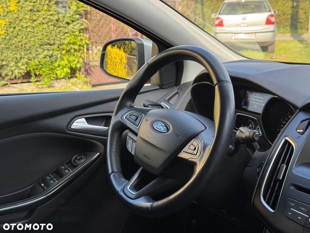 Ford Focus 1.5 TDCi DPF Start-Stopp-System Titanium - 15