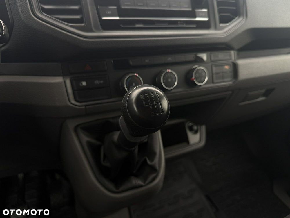 Volkswagen Crafter - 27