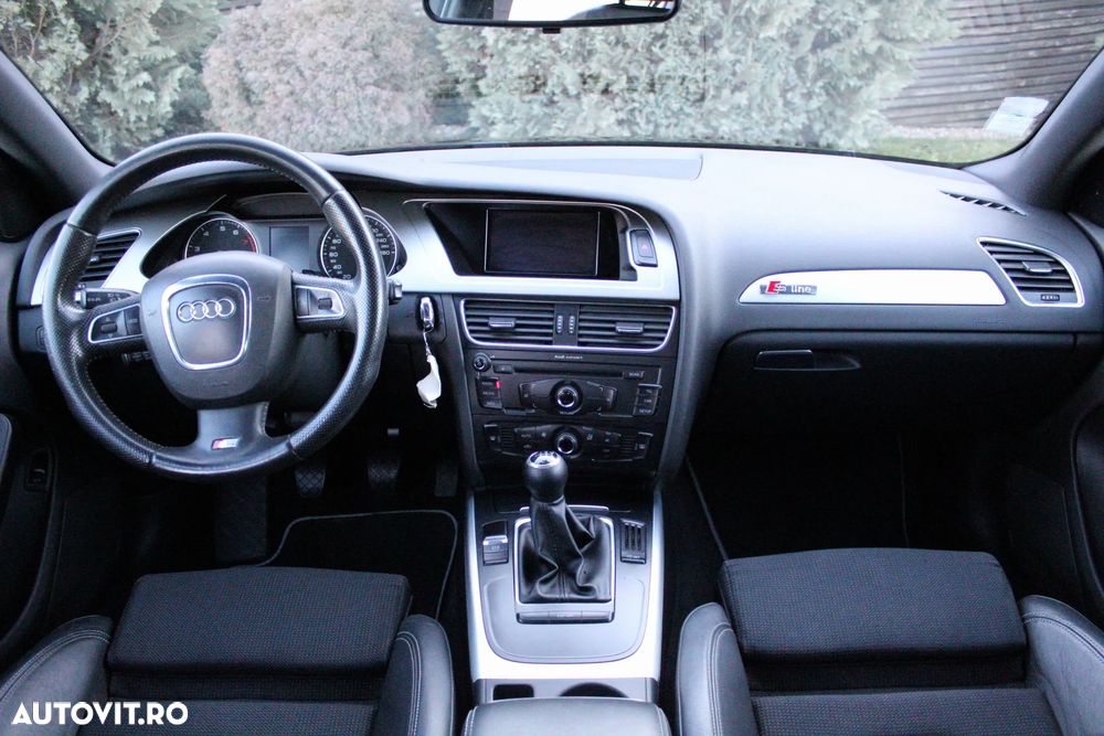 Audi A4 2.0 T FSI - 9